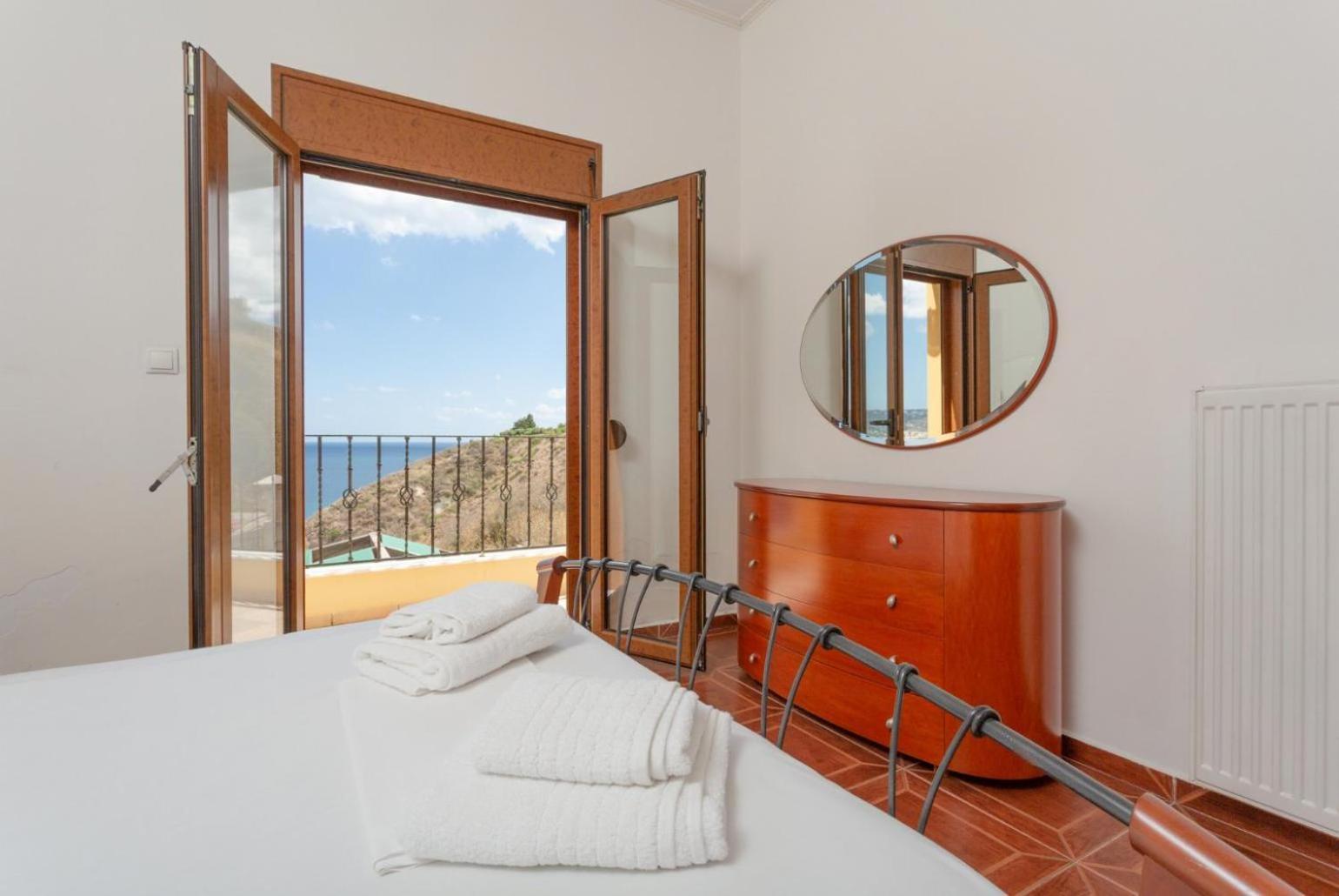 Souda Bay View Villa Kalámion Екстериор снимка