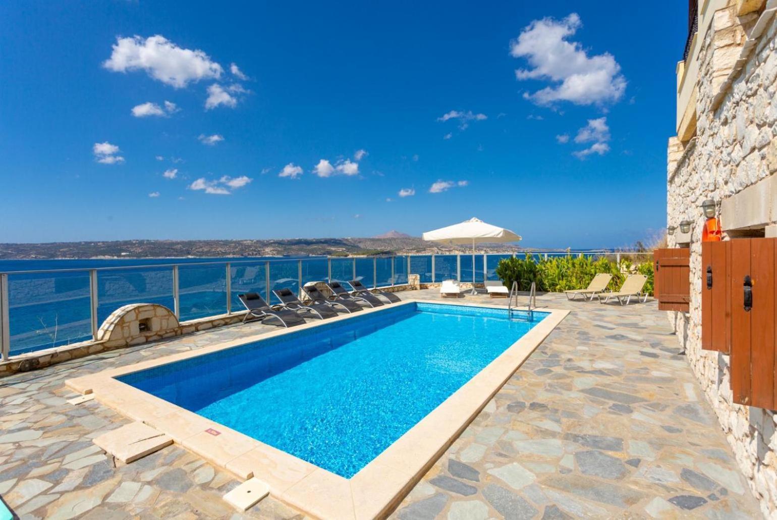 Souda Bay View Villa Kalámion Екстериор снимка